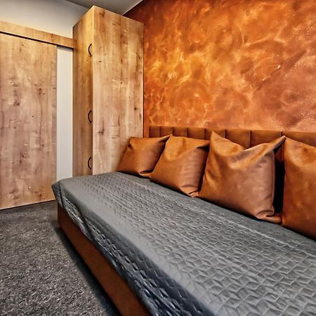 Restaurace A Penzion Praha Dolní Dunajovice Екстериор снимка